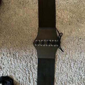 Size S/M elastic band black corset belt!